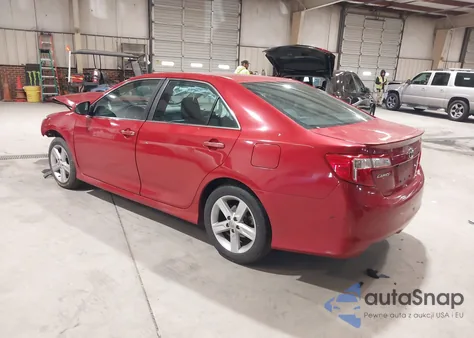 2014 Toyota Camry Se z USA, uszkodzony, nr VIN 4T1BF1FK6EU764002